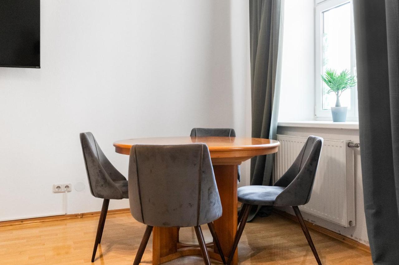 Welcoming 3Br Budget Apt. Well Connected Wien Exteriör bild